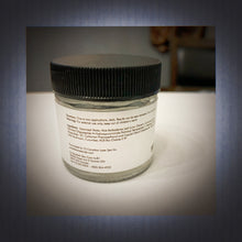 Load image into Gallery viewer, Eye serum with Hyaluronic Acid & Peptides 30 ml